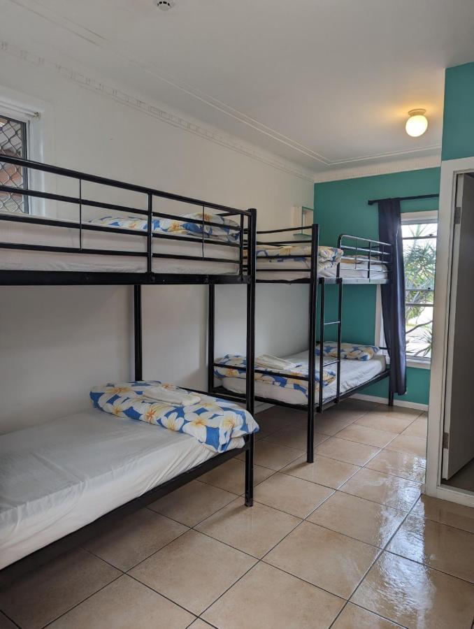 Ozzie Pozzie Backpackers Hostel Port Macquarie Bagian luar foto