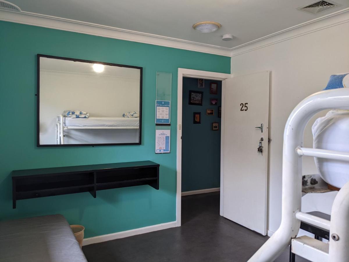 Ozzie Pozzie Backpackers Hostel Port Macquarie Bagian luar foto