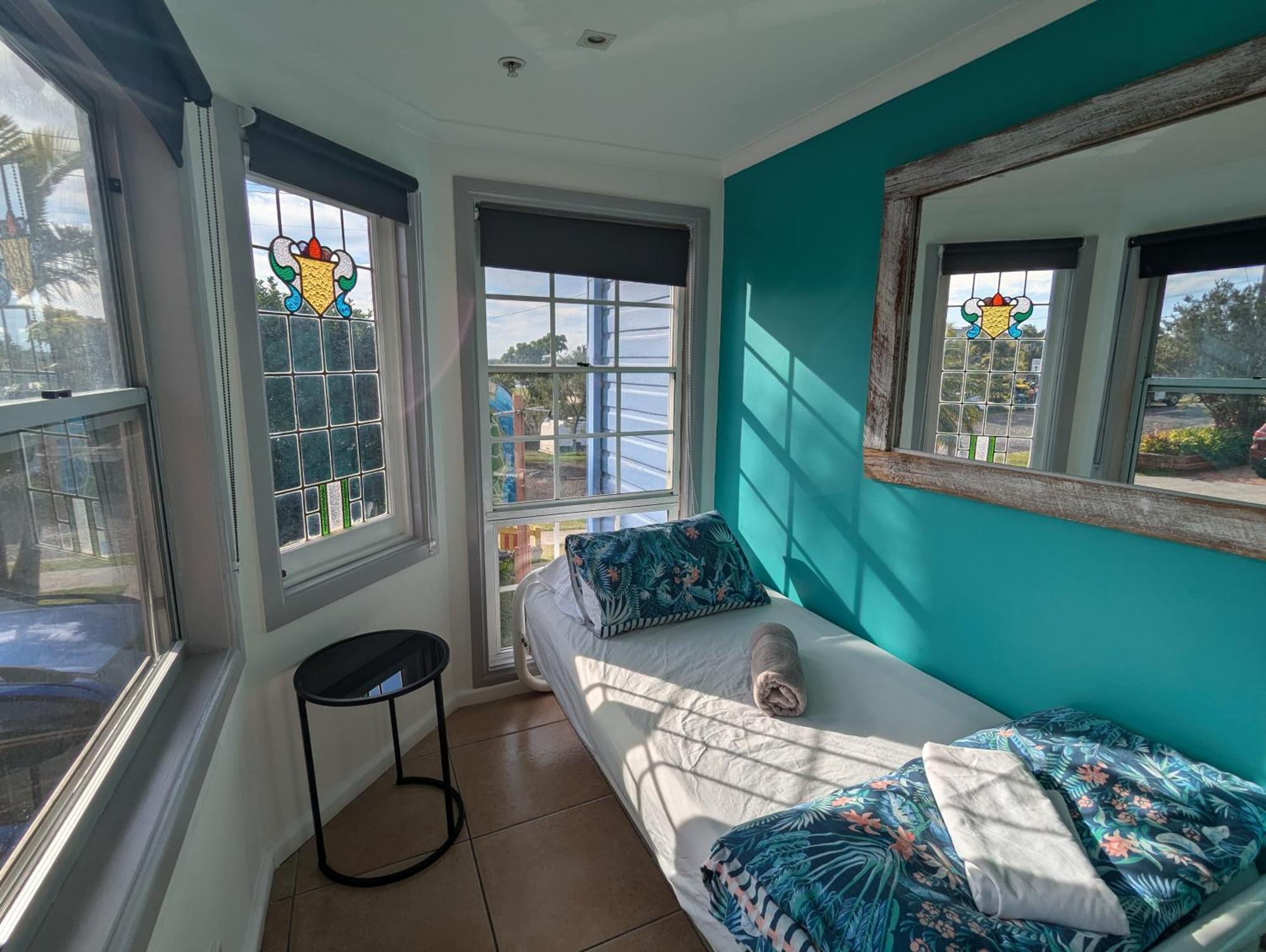 Ozzie Pozzie Backpackers Hostel Port Macquarie Bagian luar foto