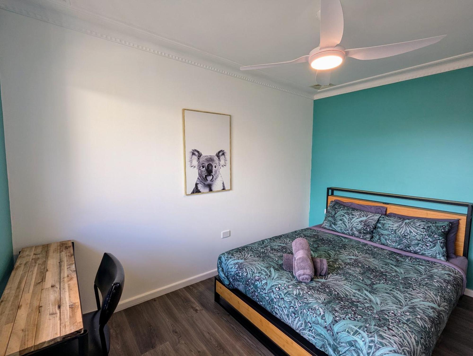 Ozzie Pozzie Backpackers Hostel Port Macquarie Bagian luar foto