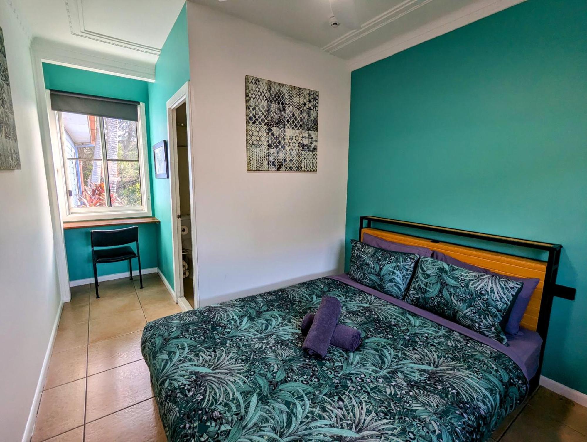 Ozzie Pozzie Backpackers Hostel Port Macquarie Bagian luar foto