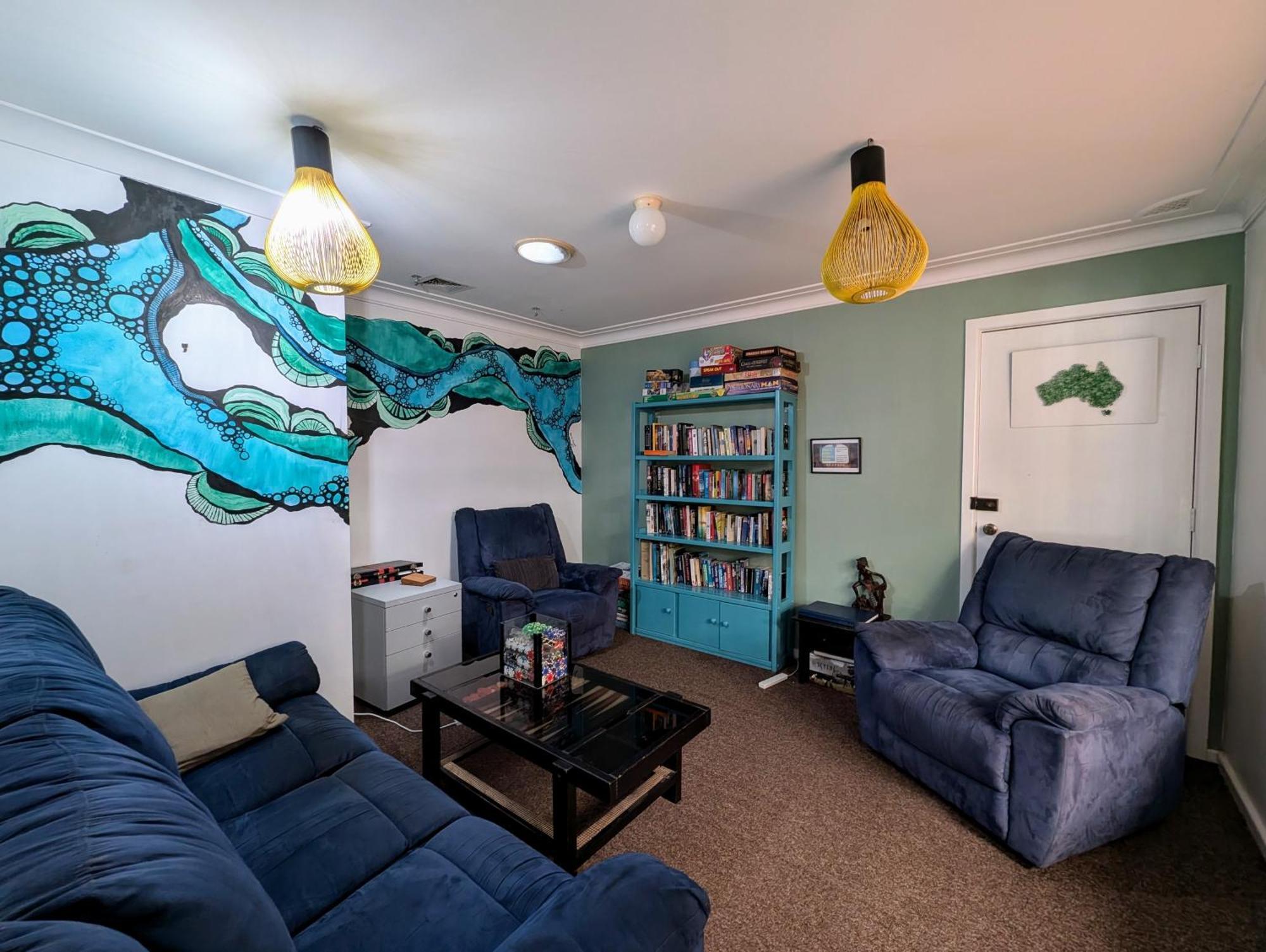 Ozzie Pozzie Backpackers Hostel Port Macquarie Bagian luar foto