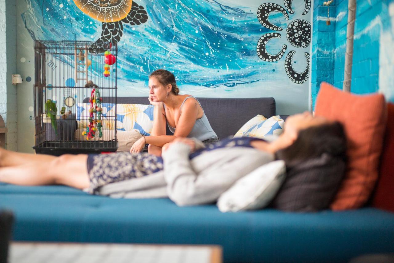 Ozzie Pozzie Backpackers Hostel Port Macquarie Bagian luar foto